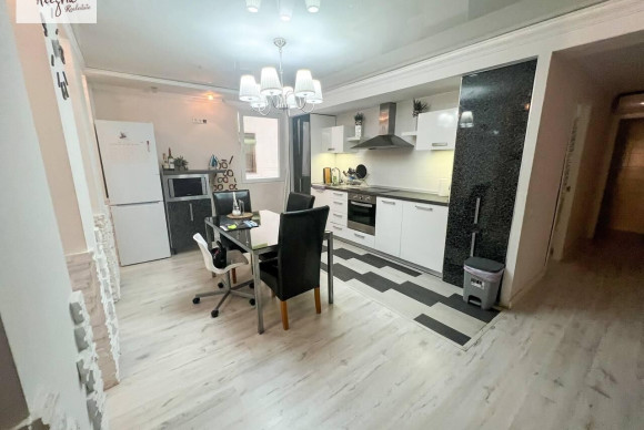 Appartement - Location à long terme - Valencia - Patraix