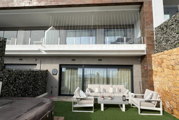 Appartement - Revente - Torrevieja - B10236