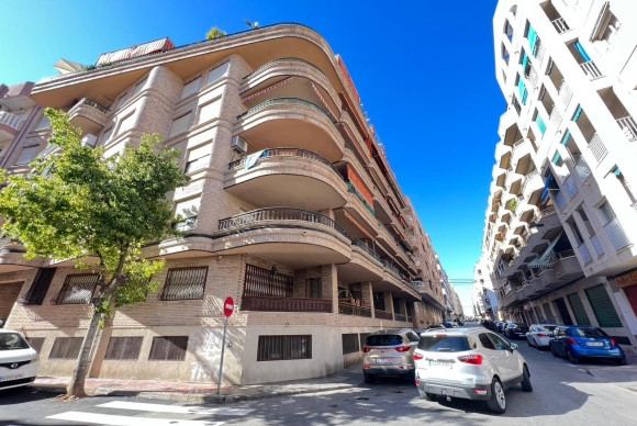 Appartement - Revente - Torrevieja - B9636