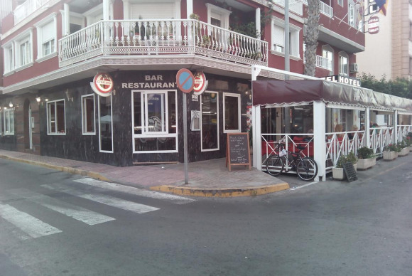 Building - Resale - Torrevieja - Calle Apolo, 85, 03182