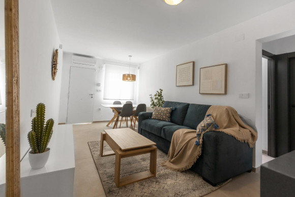 Bungalow - Location à long terme - Torrevieja - Zona los Frutales