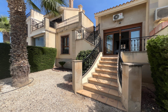 Bungalow - Resale - Algorfa - La Finca Golf Resort