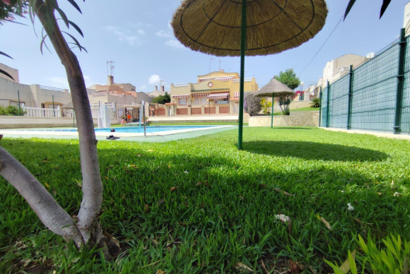 Bungalow - Resale - Torrevieja - Los balcones