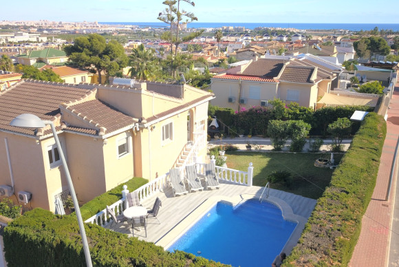 Casa semi independiente - Reventa - Orihuela Costa - Los Balcones