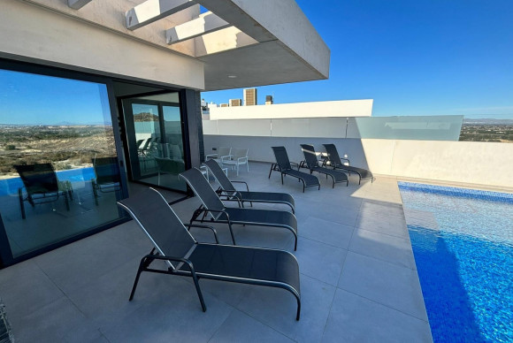 Detached House / Villa - Resale - Ciudad Quesada - JJPSQ-87906