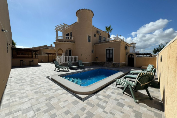 Detached House / Villa - Revente - Benijofar - Atalaya Park