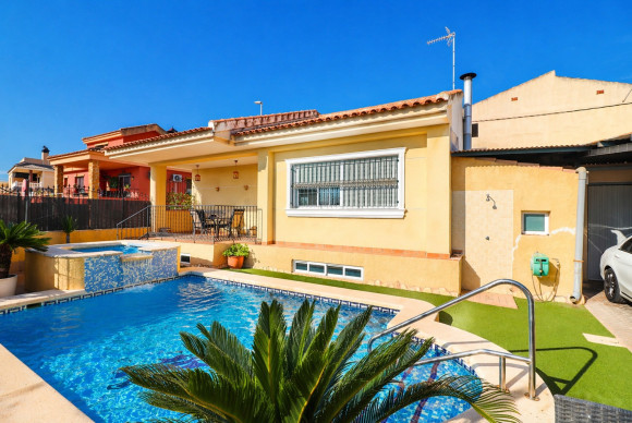 Detached Villa - Resale - Almoradi - El Saladar