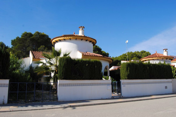 Detached Villa - Resale - Mil Palmeras - Mil Palmeras - Town