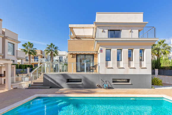 Detached Villa - Resale - Orihuela Costa - La Zenia