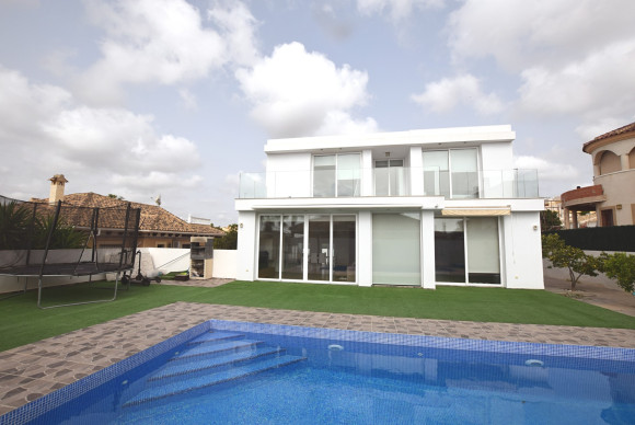 Detached Villa - Resale - San Fulgencio - JJVIA-88309