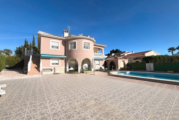 Detached Villa - Reventa - Ciudad Quesada - Central Quesada