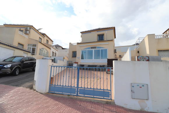 Detached Villa - Reventa - Orihuela Costa - JJVRE-54169