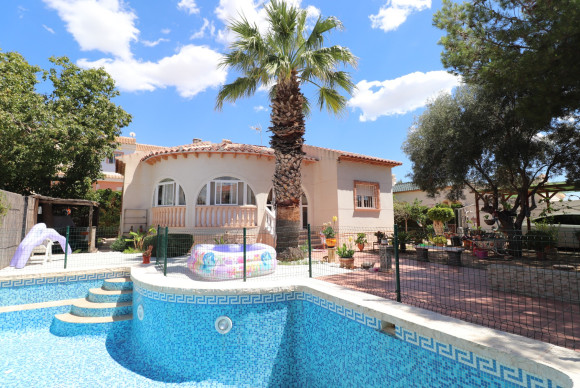 Detached Villa - Revente - Ciudad Quesada - JJVRE-77623