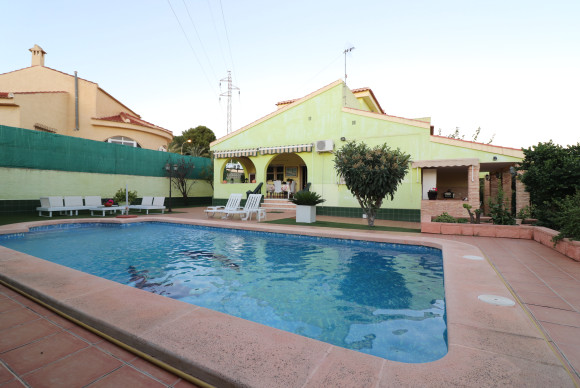 Detached Villa - Revente - Ciudad Quesada - JJVRE-84275