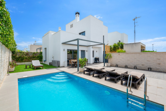 Detached Villa - Revente - Ciudad Quesada - JJVRE-98437