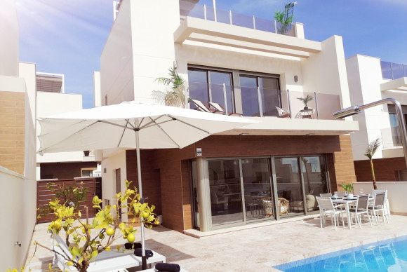Detached Villa - Revente - Orihuela Costa - Villamartin