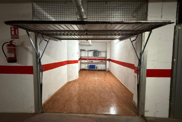 Garage - Herverkoop - Torrevieja - Estacion de autobuses