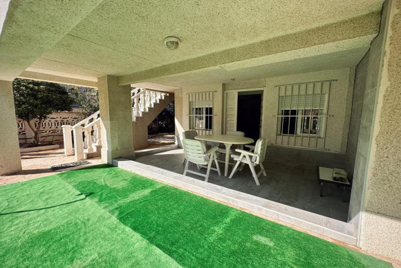 Gelijkvloers - Herverkoop - Torrevieja - La Mata
