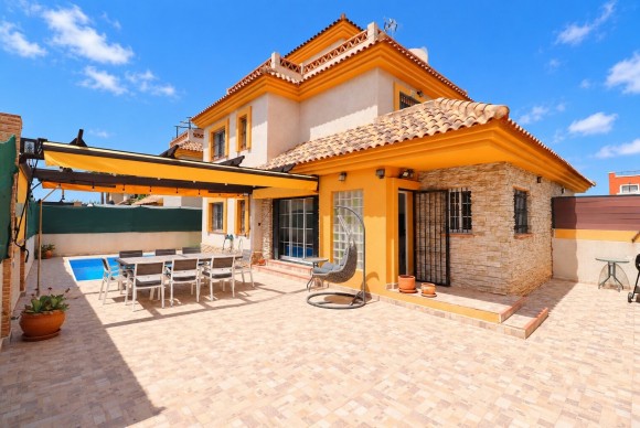 Half Vrijstaande Woning - Herverkoop - Los Montesinos - La Herrada