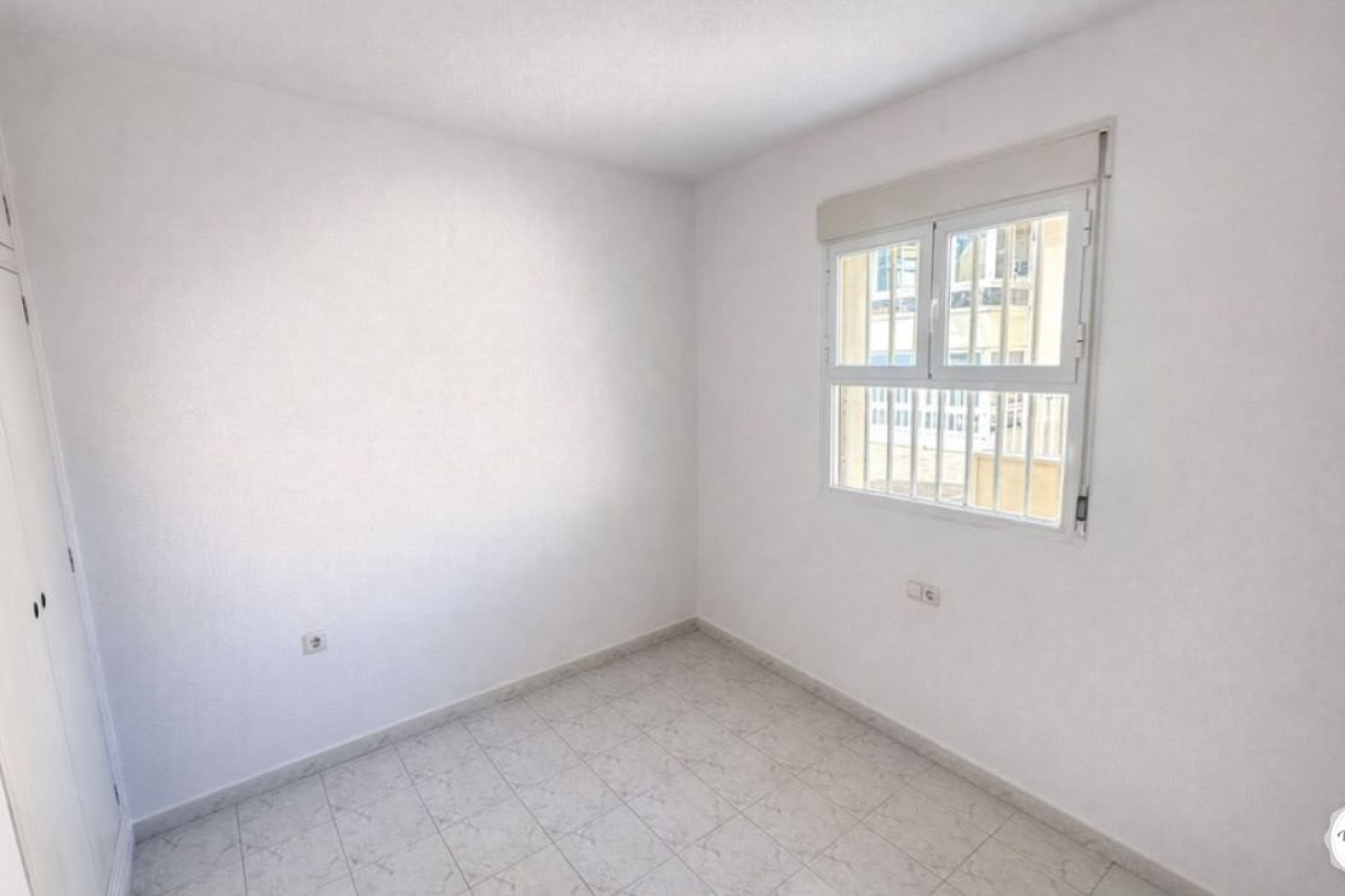 Herverkoop - Apartment / flat - Albir - center