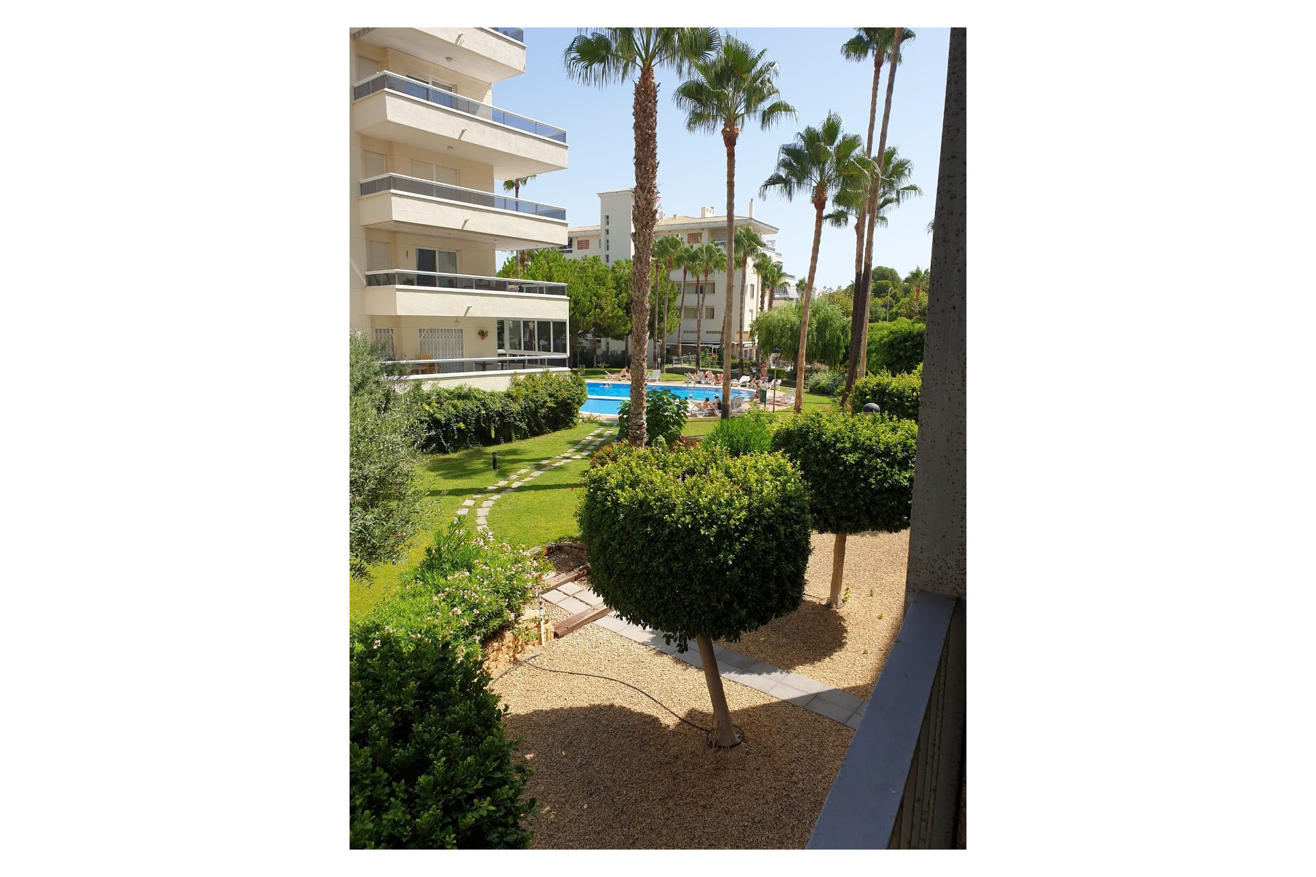 Herverkoop - Apartment / flat - Albir - center