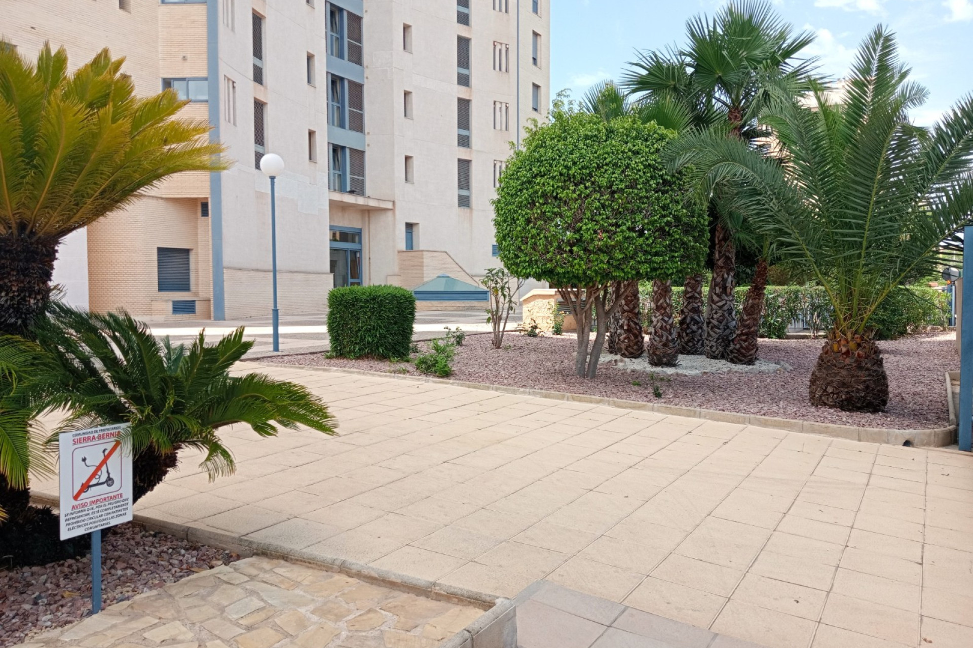 Herverkoop - Apartment / flat - Benidorm - Levante