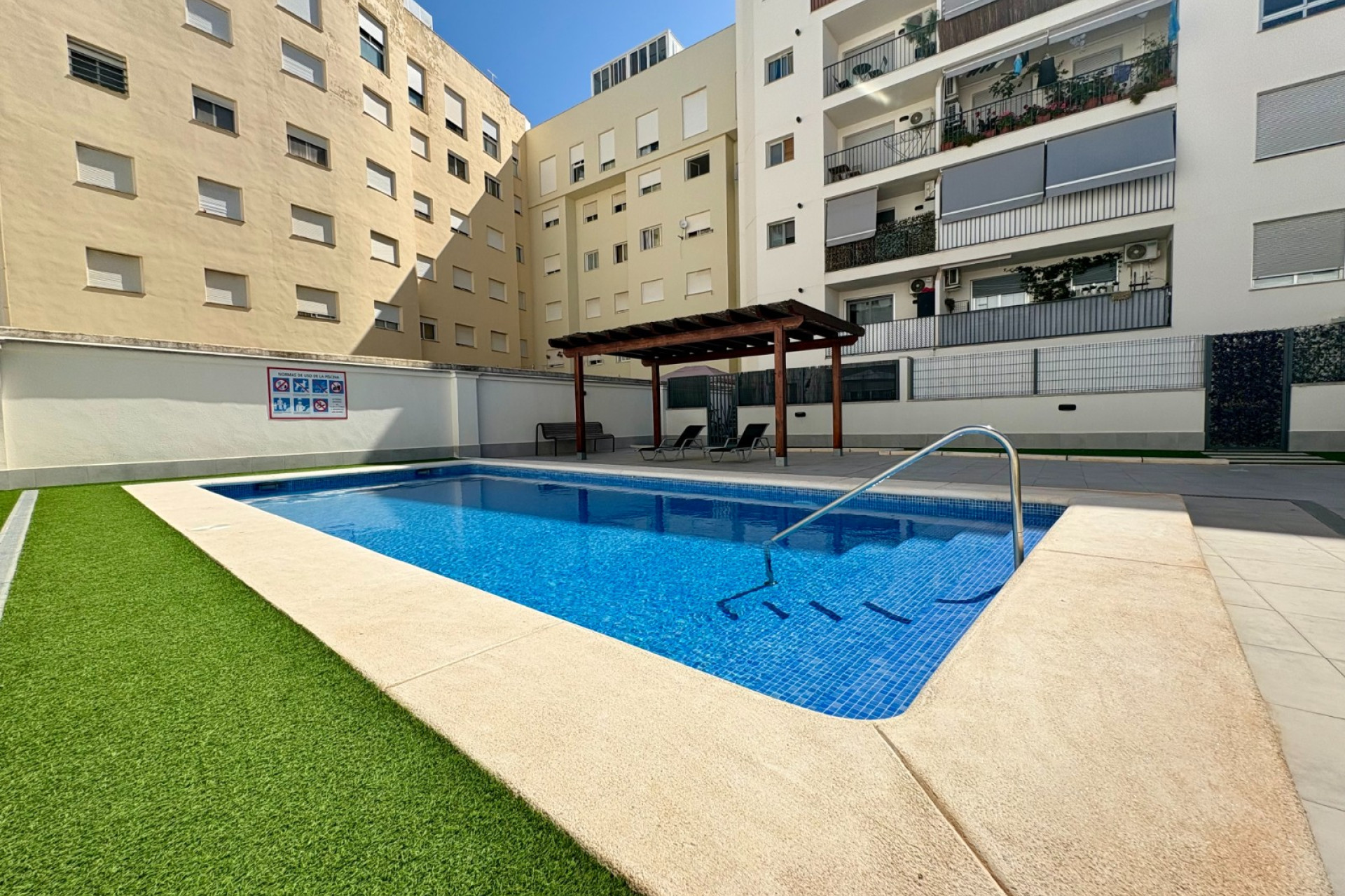 Herverkoop - Apartment / flat - Denia - Center