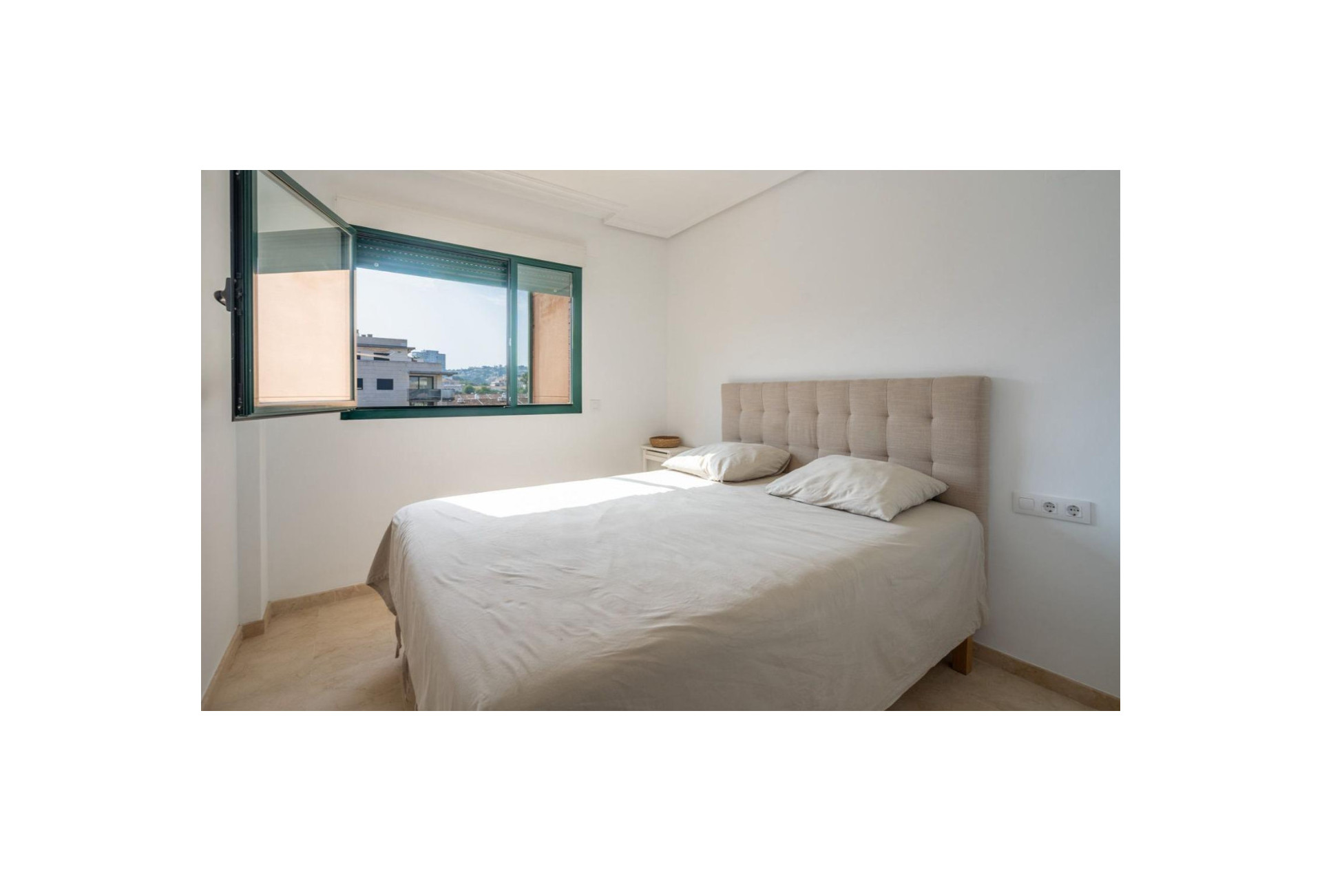 Herverkoop - Apartment / flat - Denia - Port