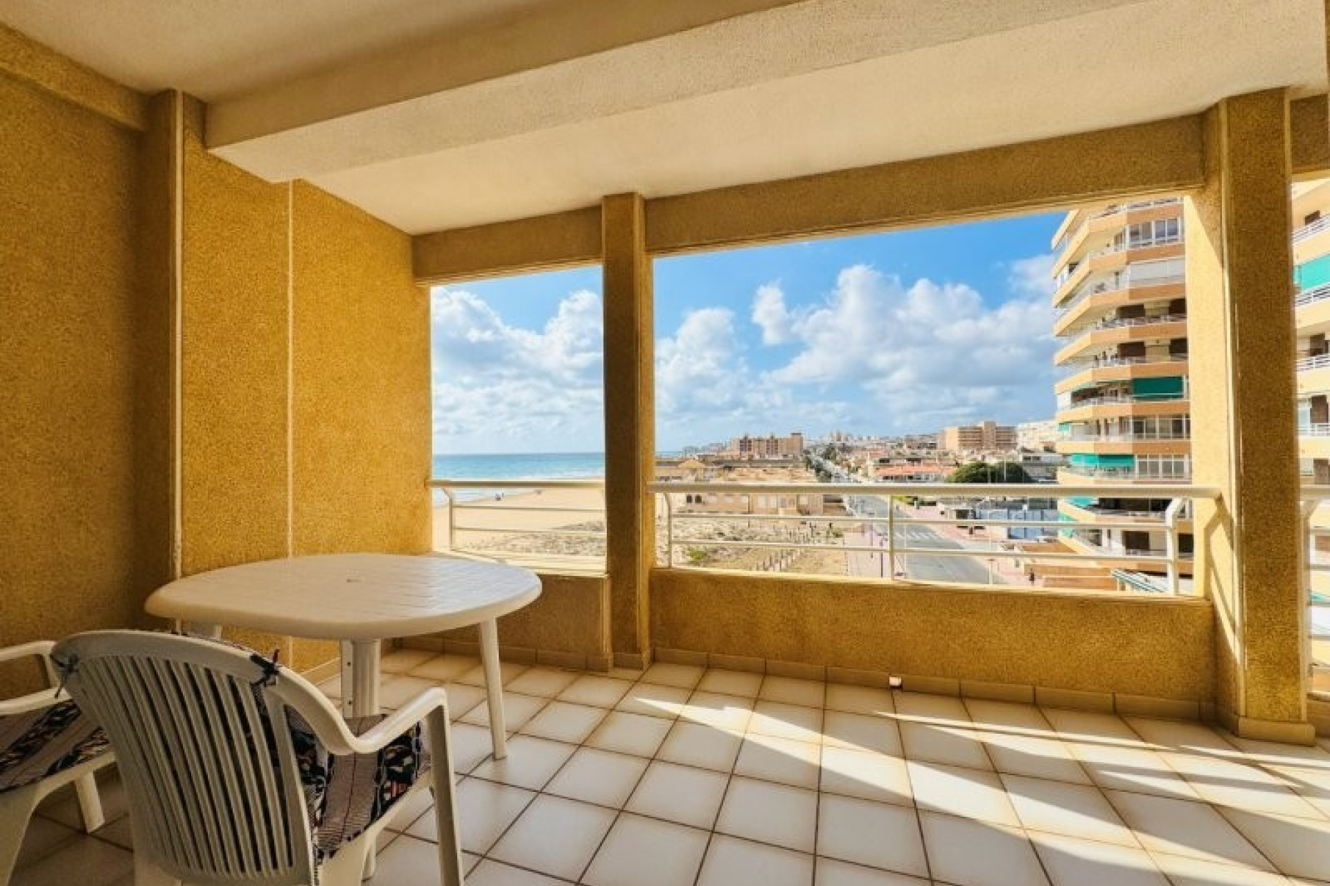 Herverkoop - Apartment / flat - Torrevieja - Torrelamata - La Mata