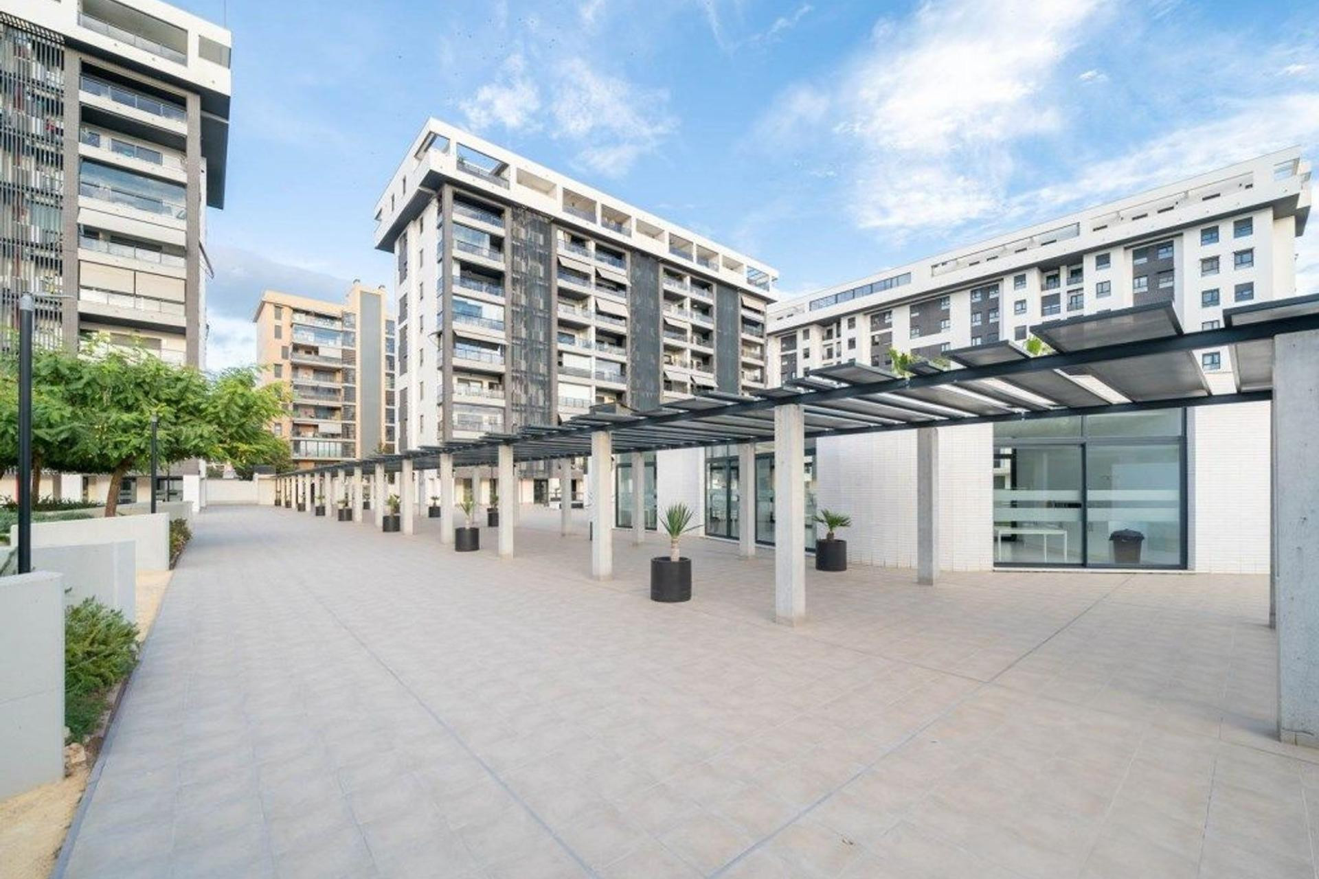 Herverkoop - Appartement  - Alicante - Alicante Golf