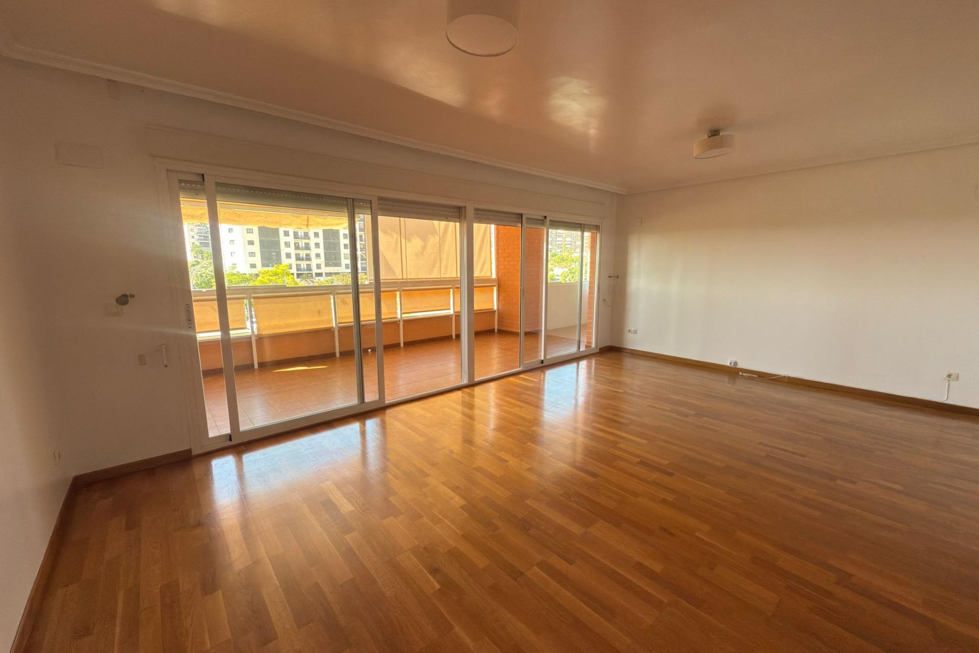 Herverkoop - Appartement  - Alicante - Babel