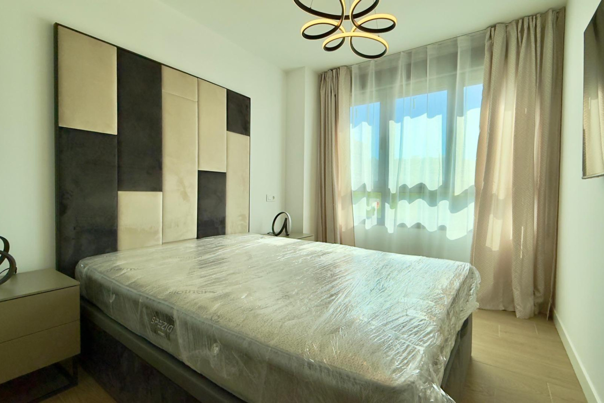 Herverkoop - Appartement  - Alicante - Benalua