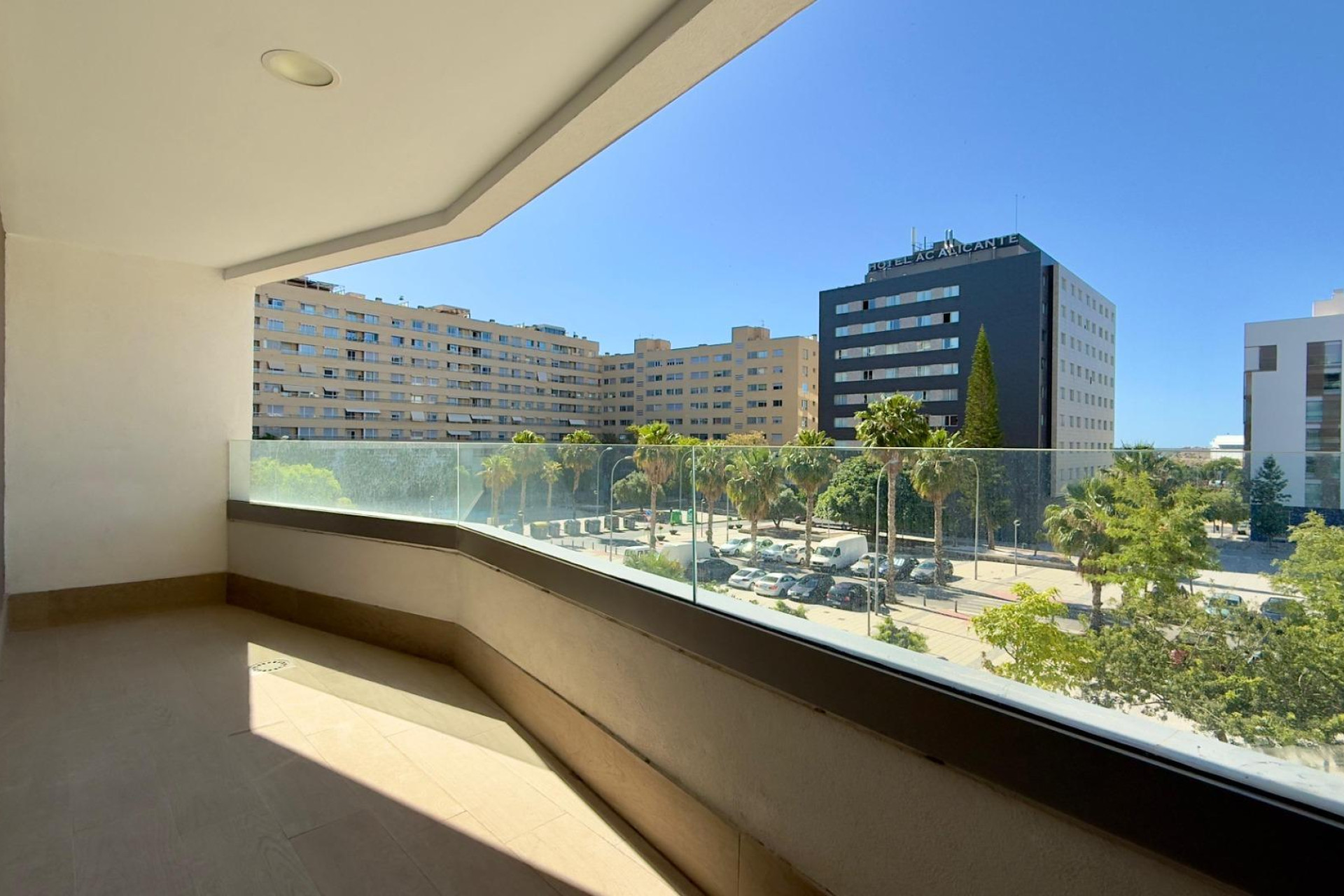 Herverkoop - Appartement  - Alicante - Benalua