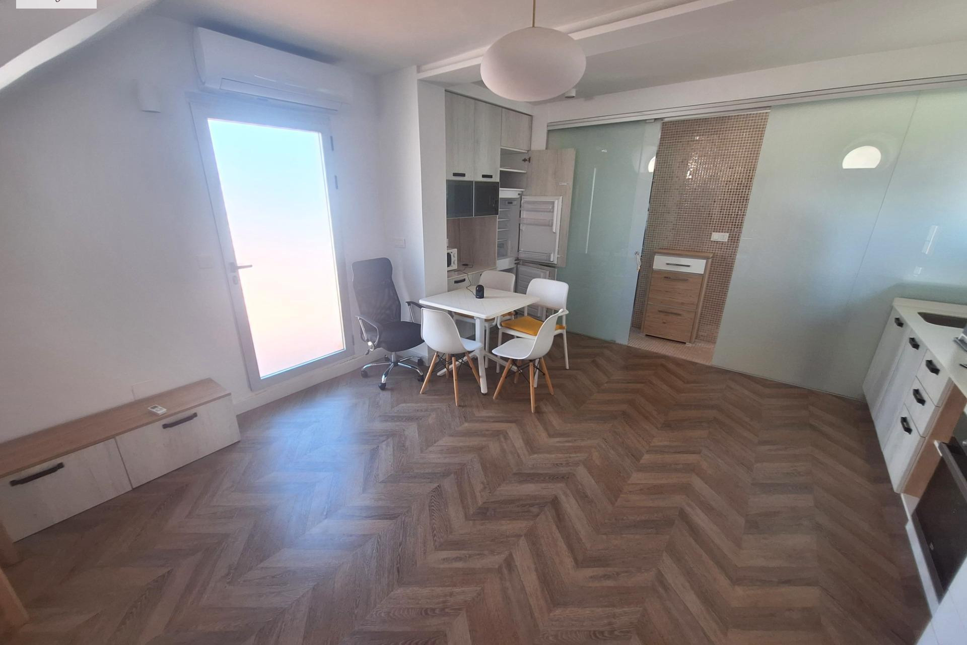 Herverkoop - Appartement  - Alicante - Centro