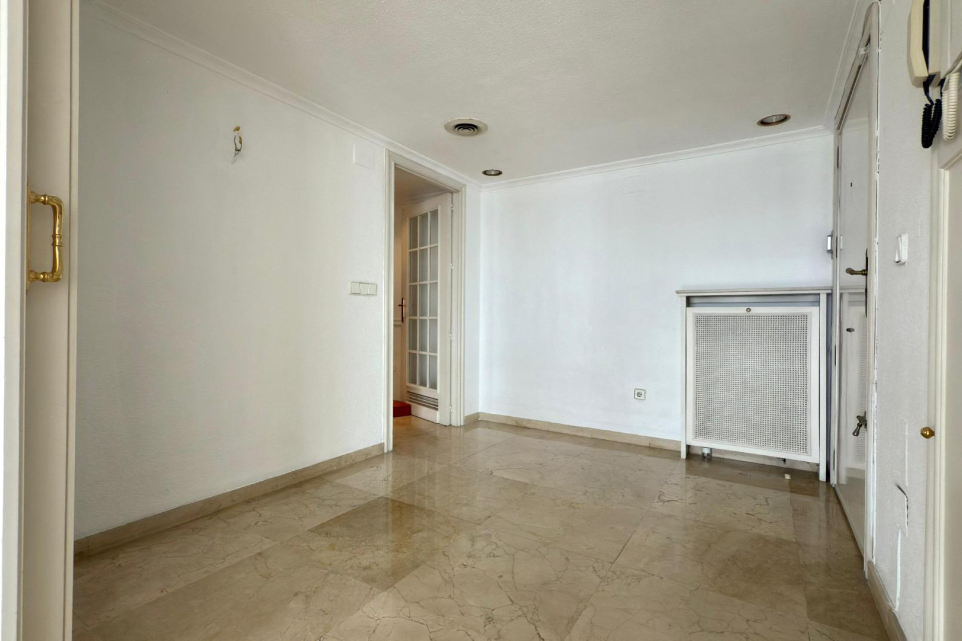 Herverkoop - Appartement  - Alicante - Centro