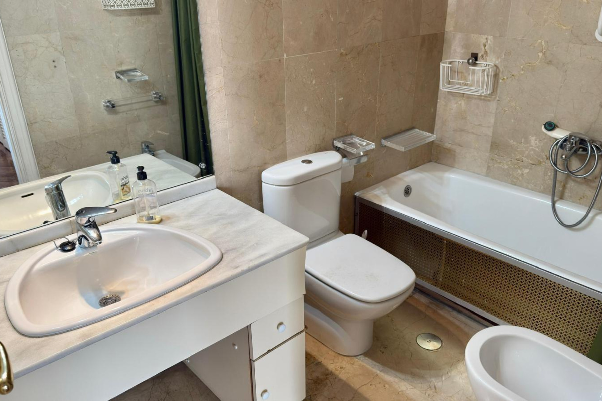 Herverkoop - Appartement  - Alicante - Centro
