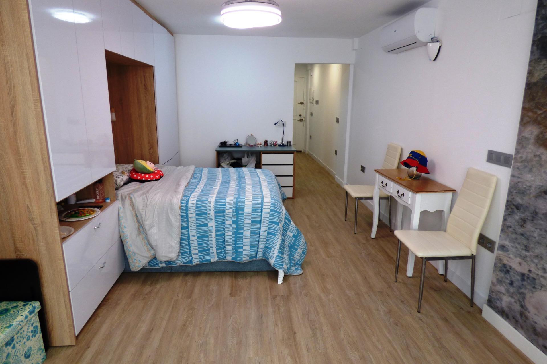 Herverkoop - Appartement  - Alicante - Deportista Miriam Blasco