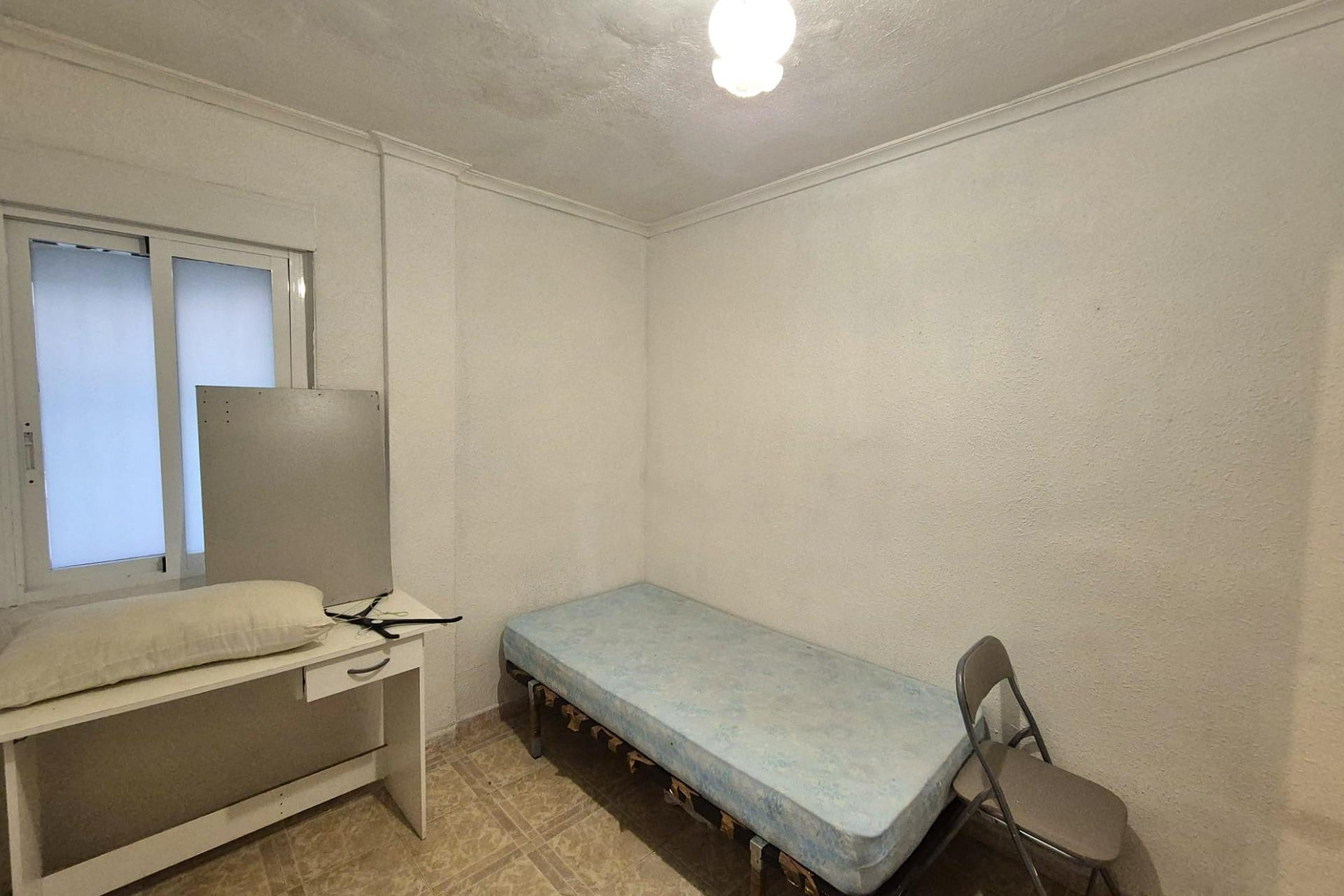 Herverkoop - Appartement  - Alicante - Juan XXIII