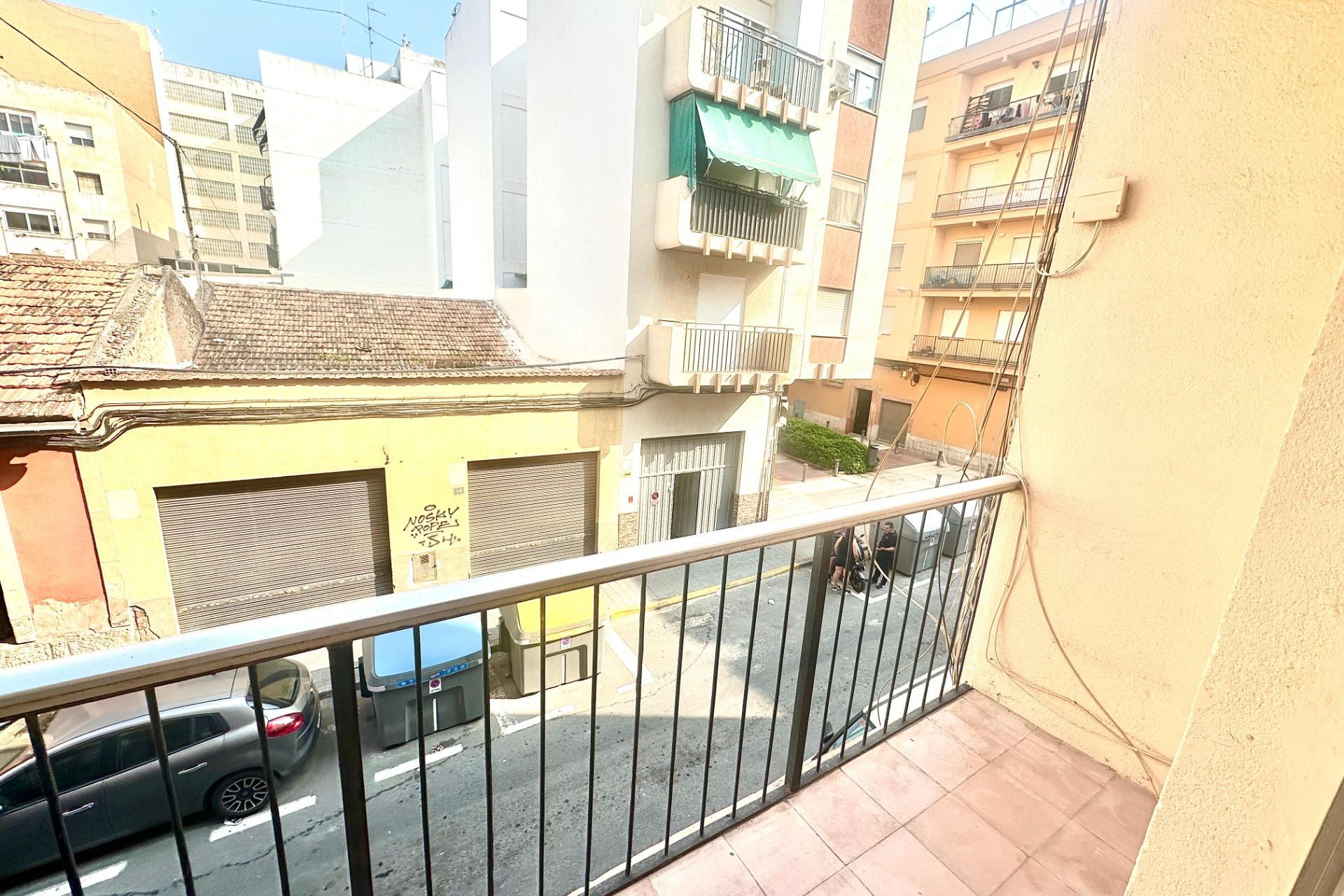 Herverkoop - Appartement  - Alicante - Los ángeles