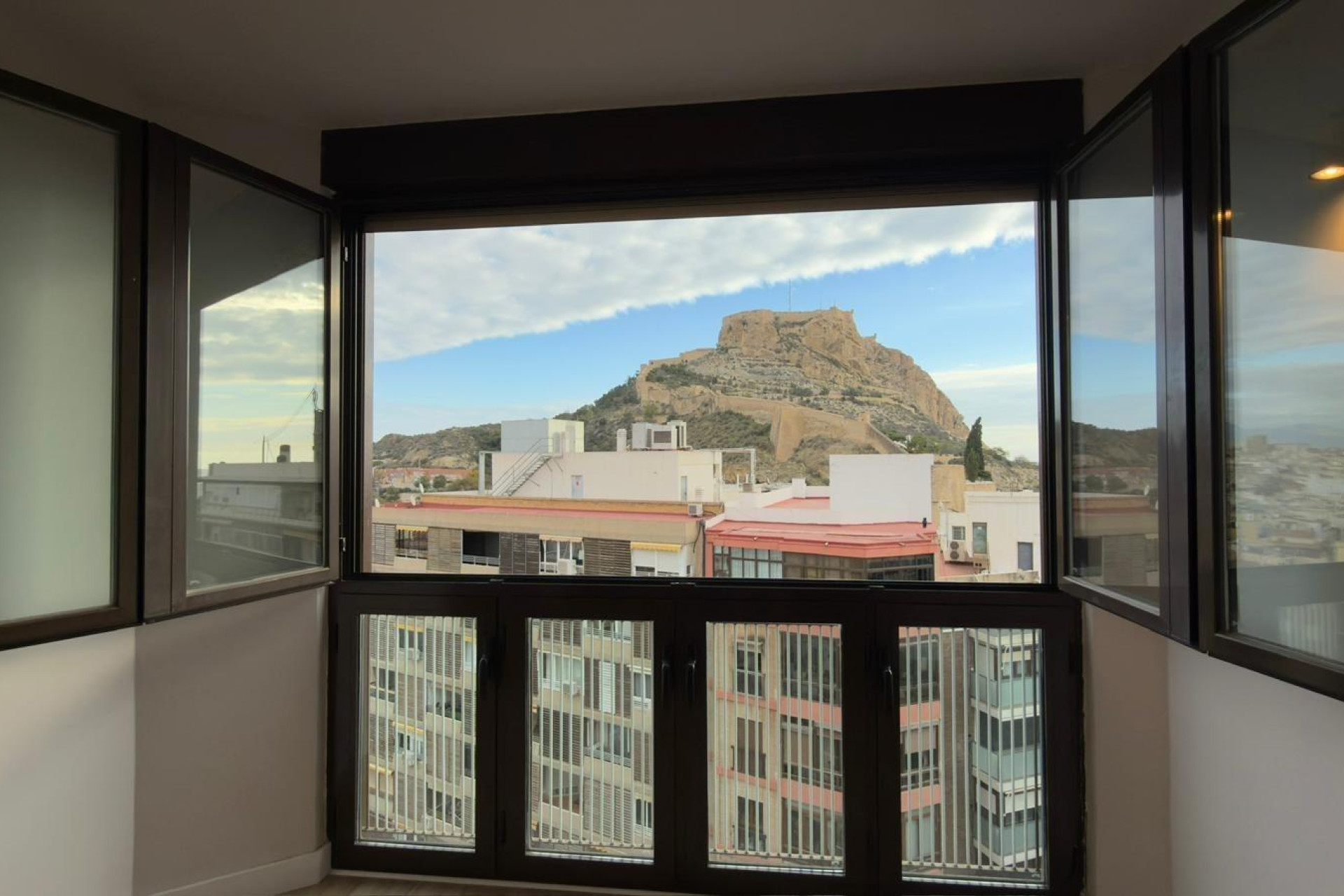 Herverkoop - Appartement  - Alicante - Mercado