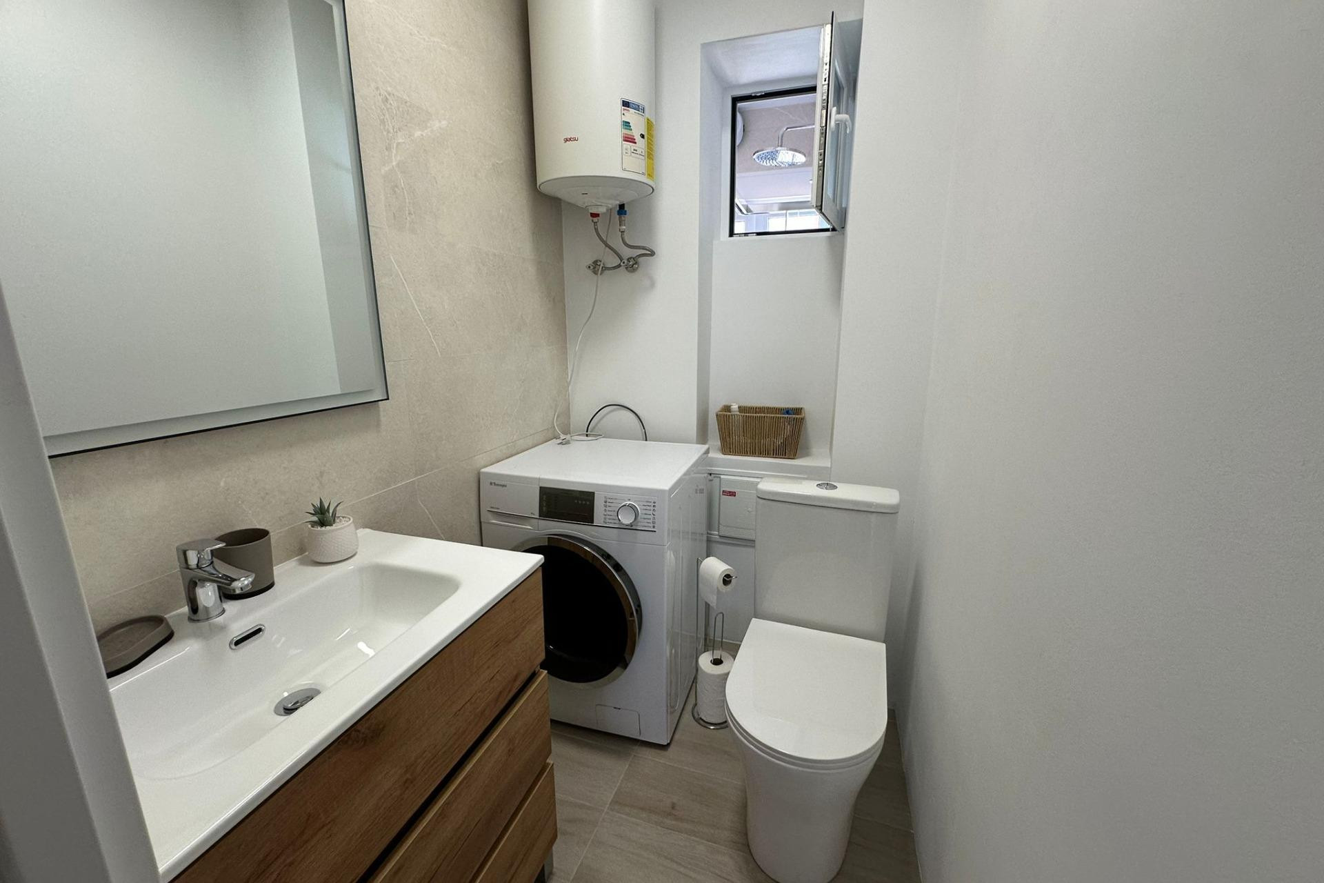 Herverkoop - Appartement  - Alicante - Pau I