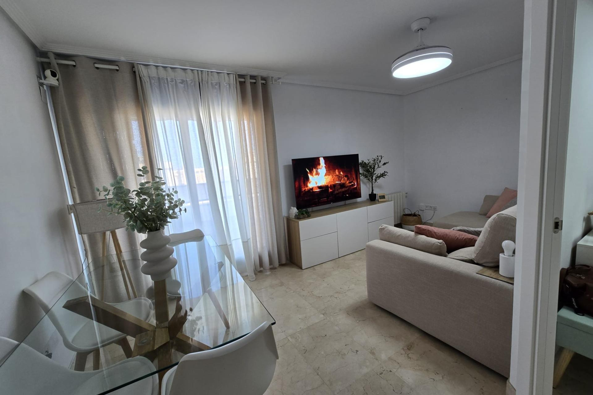 Herverkoop - Appartement  - Alicante - Pau II