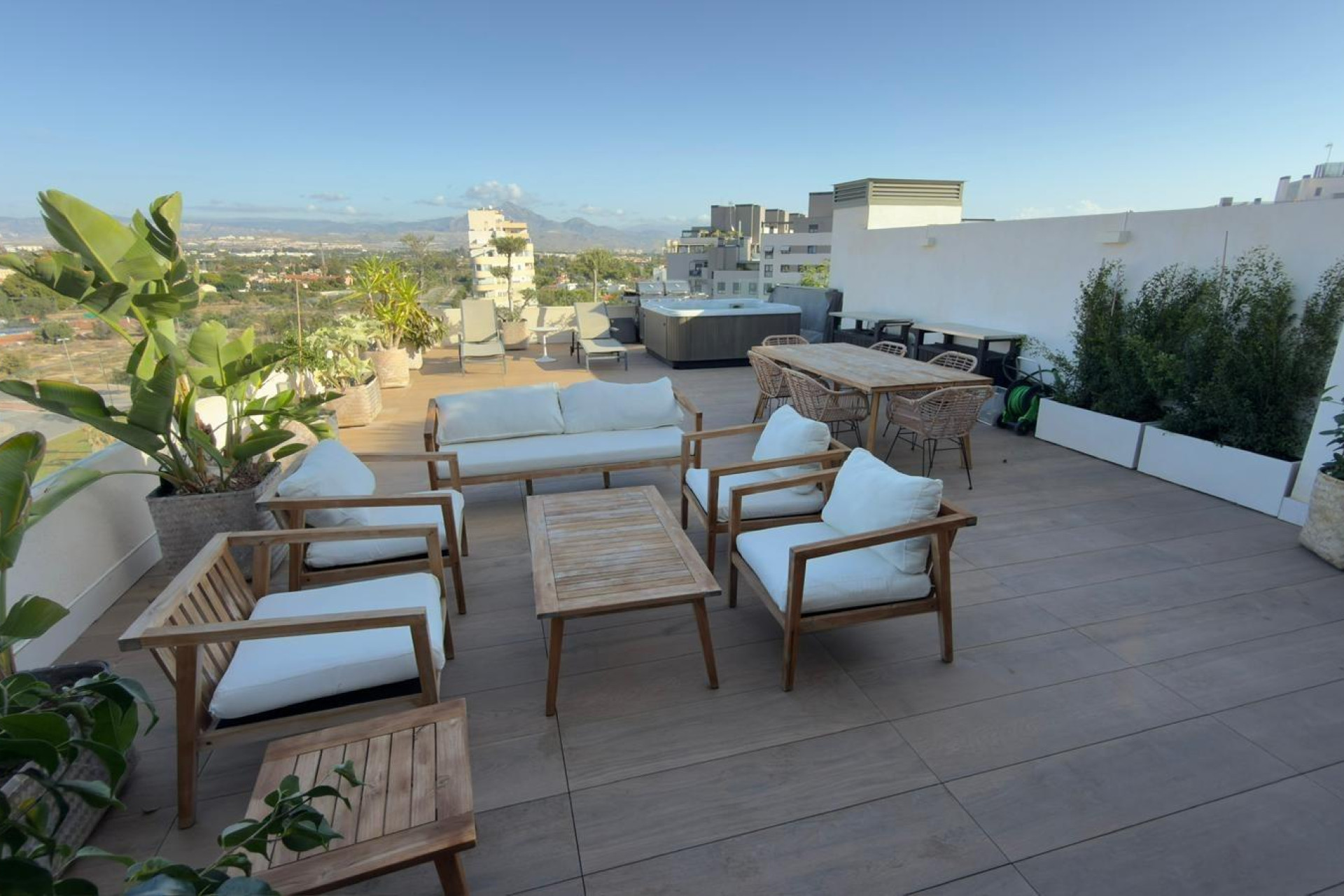 Herverkoop - Appartement  - Alicante - Pau V