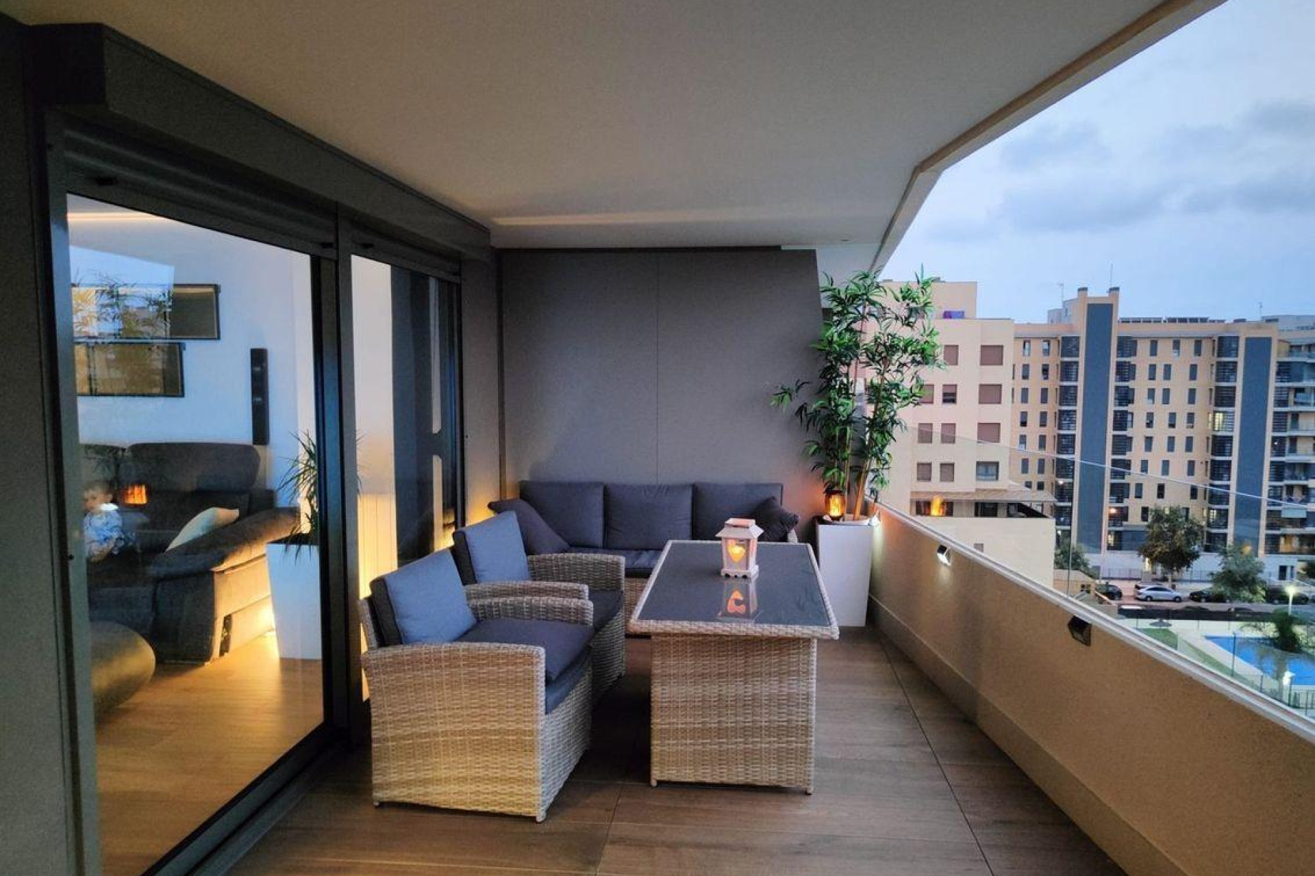 Herverkoop - Appartement  - Alicante - Pau V