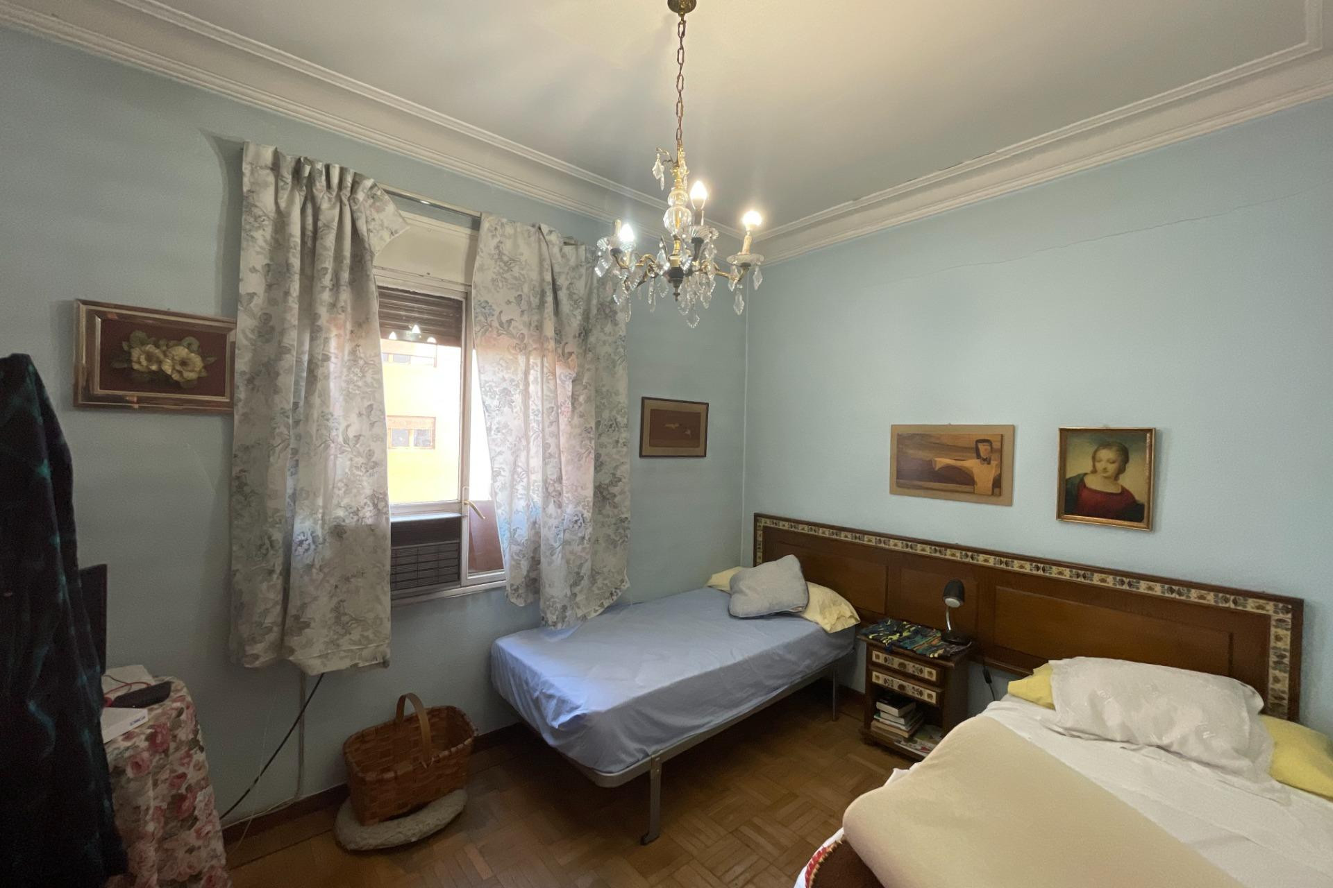 Herverkoop - Appartement  - Madrid - Argüelles