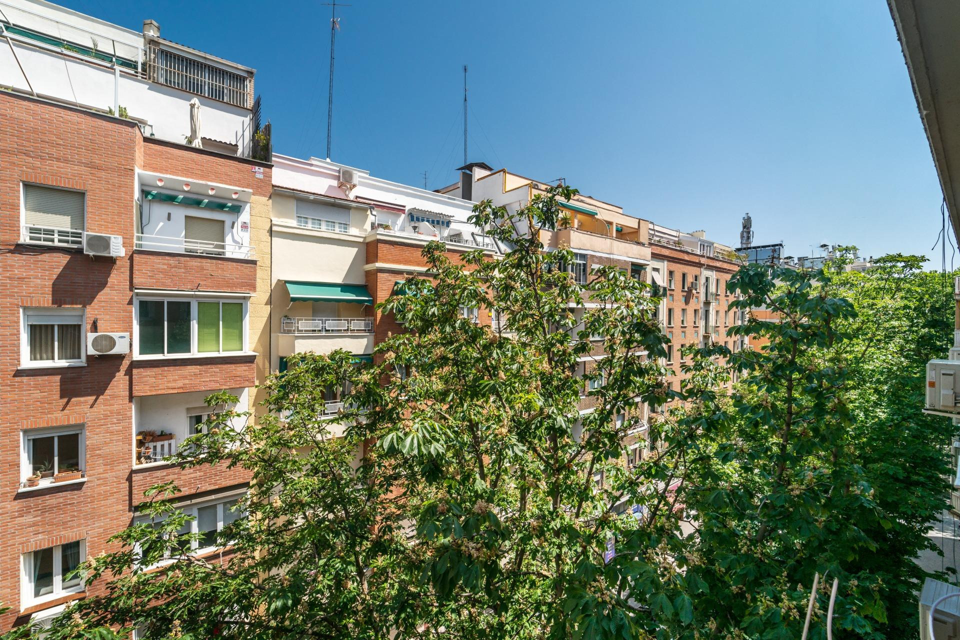 Herverkoop - Appartement  - Madrid - Palos de Moguer