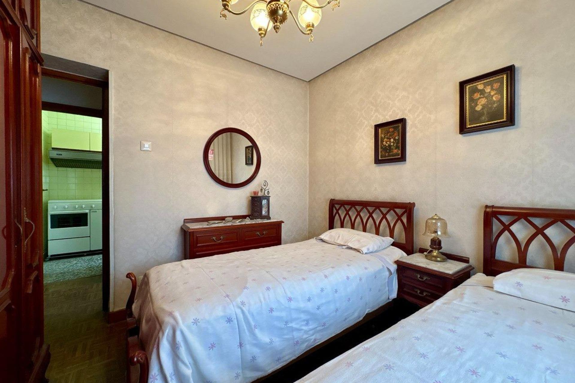 Herverkoop - Appartement  - Madrid - Tetuán