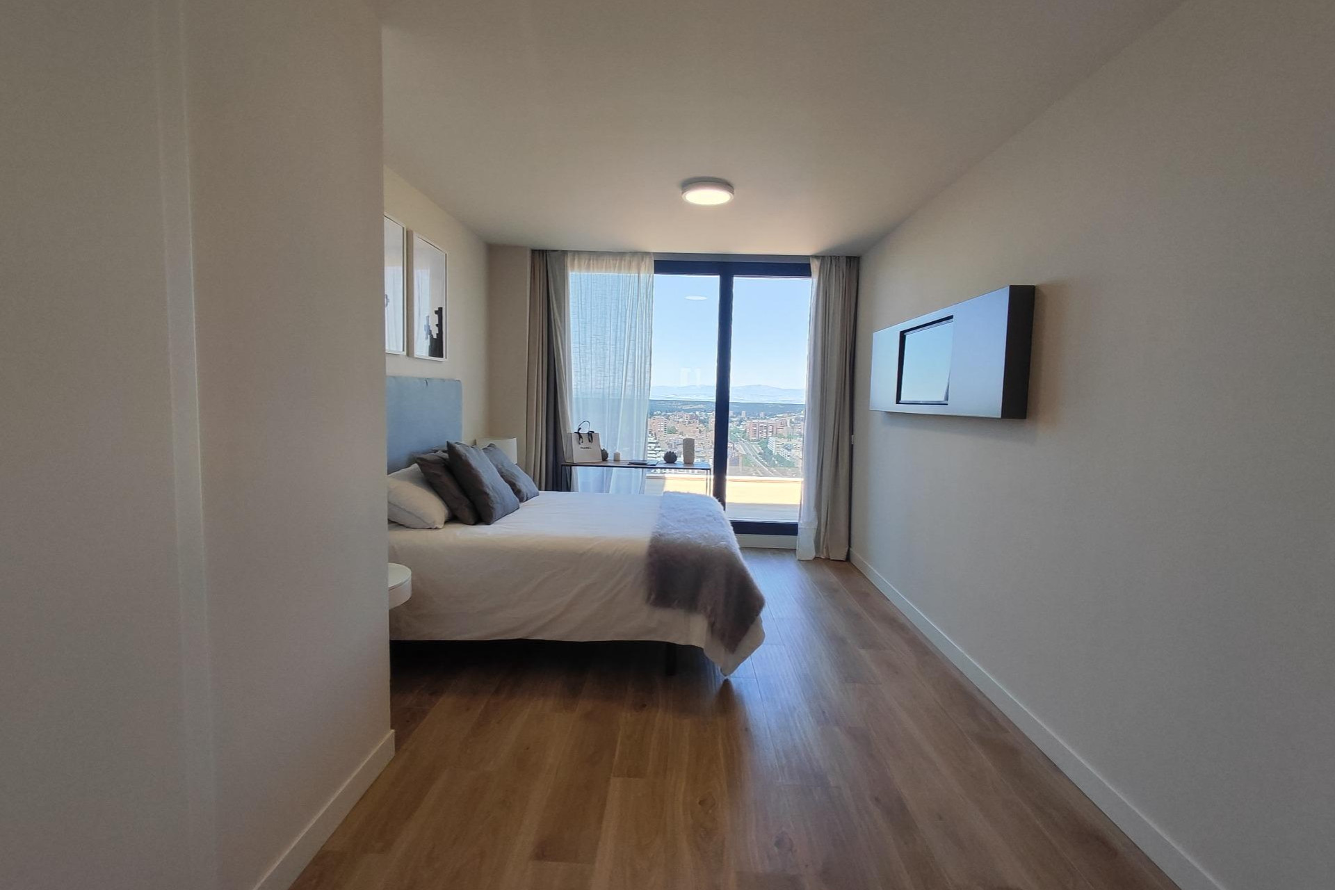 Herverkoop - Appartement  - Madrid - Valdeacederas