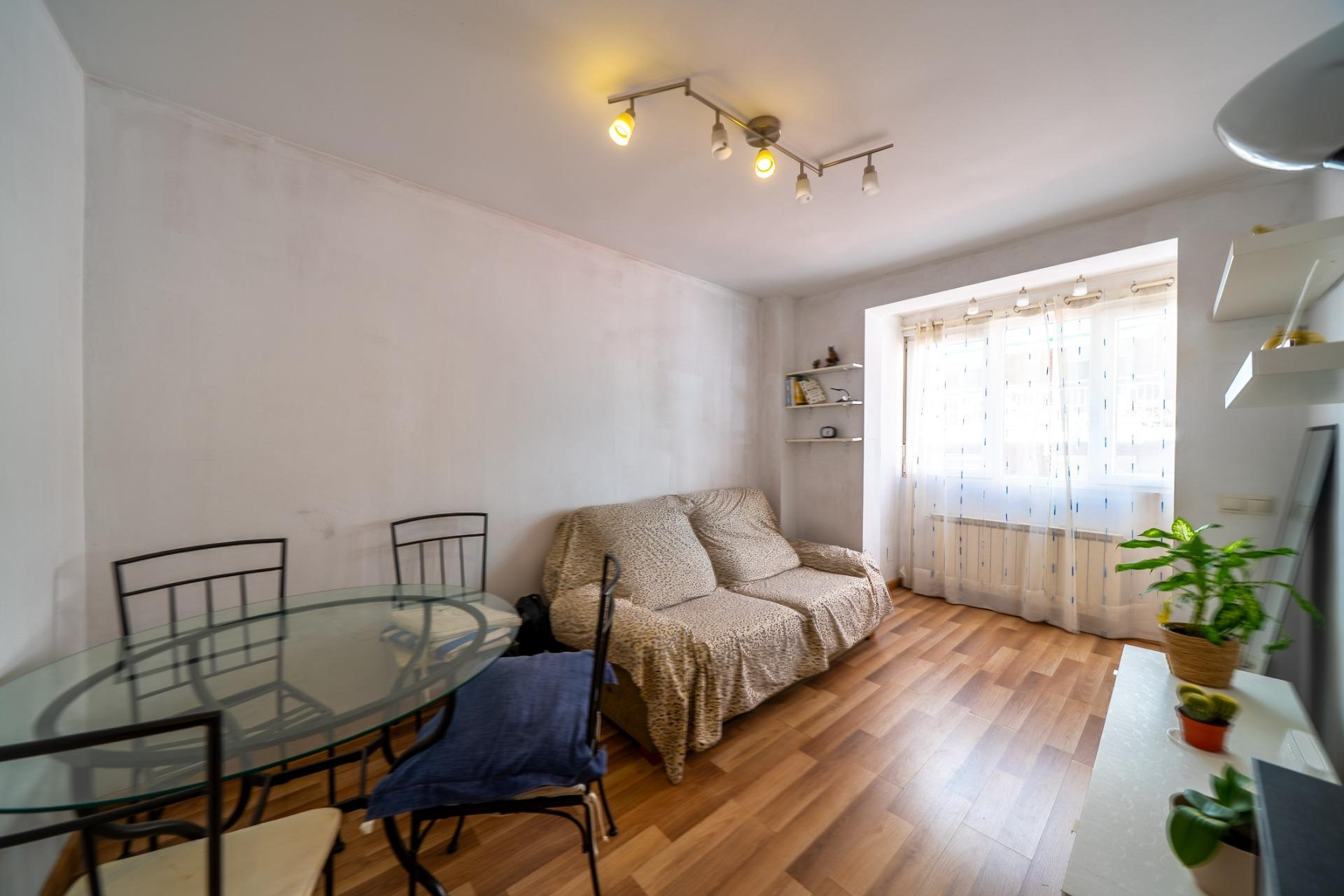 Herverkoop - Appartement  - Madrid - Ventas