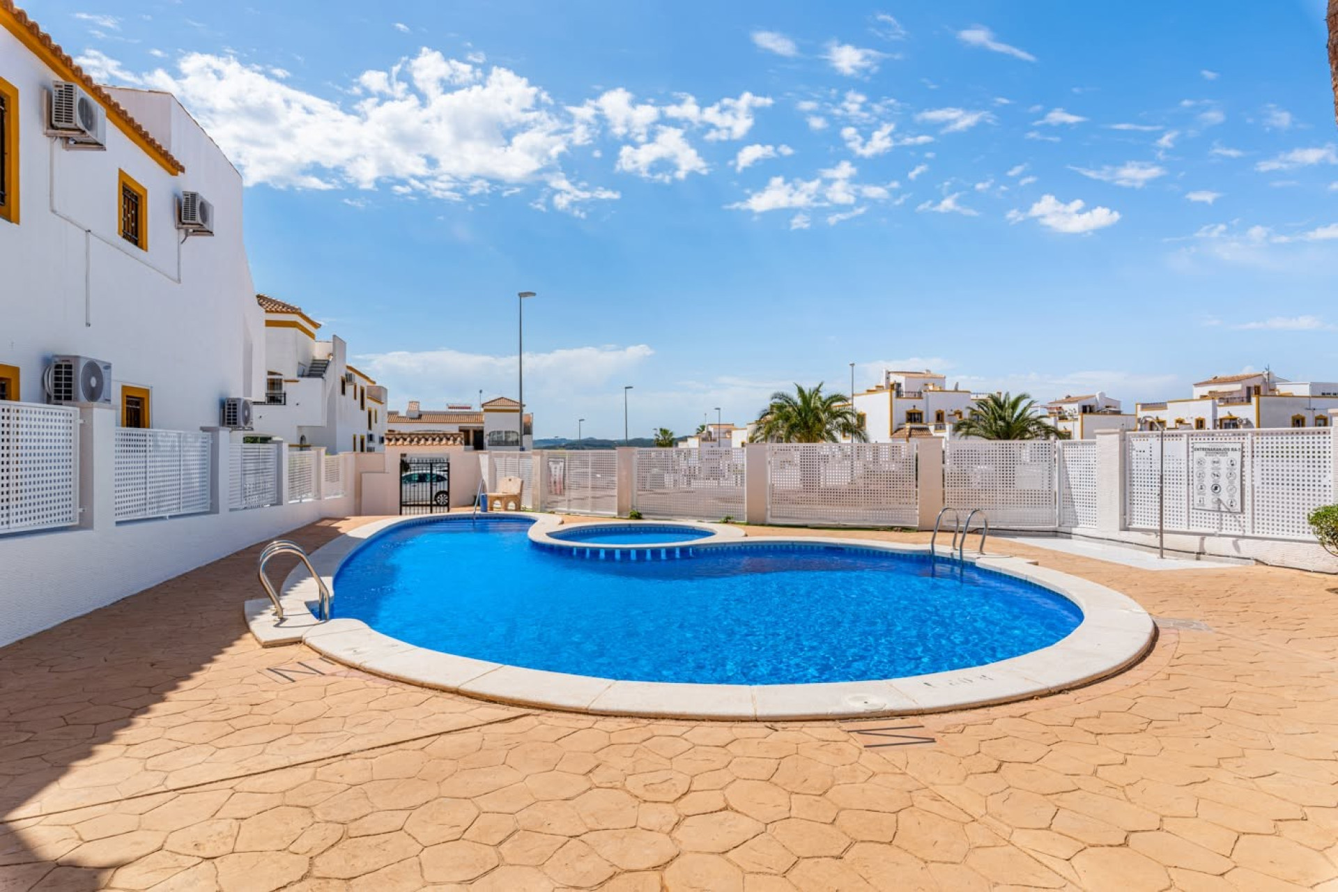 Herverkoop - Appartement  - Orihuela Costa - Entre Naranjos Vistabella